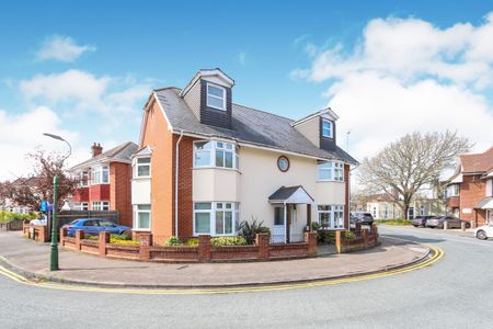 1 bedroom apartment to rent Priory View Road, Bournemouth, BH9 - Photo 5