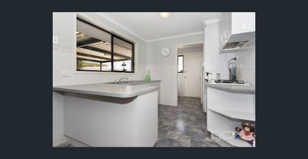 Great Family Home! - Photo 4