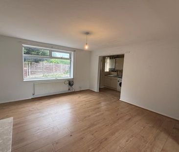 2 Bedroom Terraced To Let - Photo 4