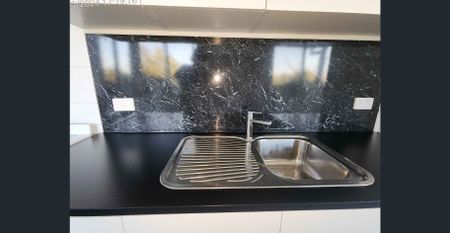 Neat & Peaceful 1-Bedroom Unit in a Quiet South Lismore Community - Photo 5