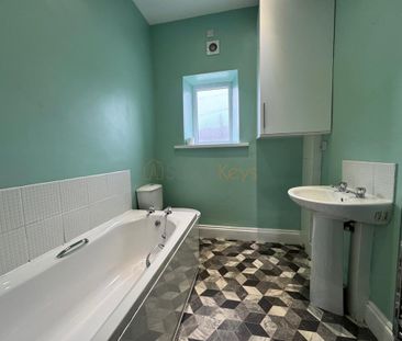 2 bedroom terraced house to rent - Photo 6