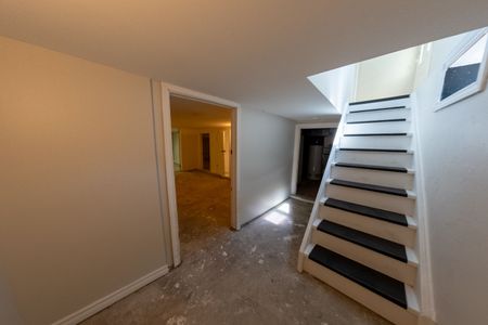 For Lease - 661 Annland Street, Pickering, Ontario - Photo 5