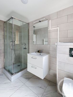 Location Maison 6 pièces 165m² CLERMONT FERRAND 63000 - Photo 1