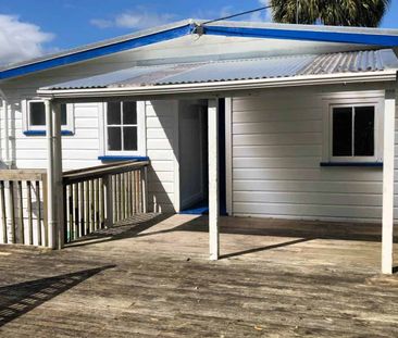 Tidy & Simple - Photo 3