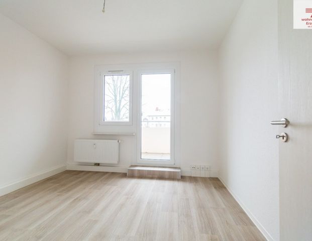 3-Raum-Wohnung mit Balkon in Klingenberg mit Bahnanschluß - Photo 1
