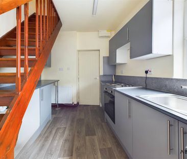 Tape Street, Cheadle, Stoke-On-Trent ST10 1ES - Photo 3