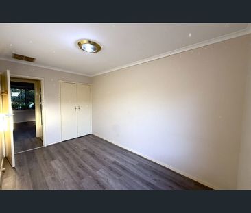3/1 Grandview Road, Niddrie, Vic 3042 - Photo 1