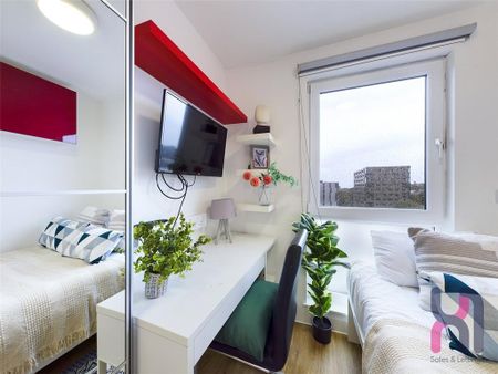 5 bedroom flat to rent - Photo 5