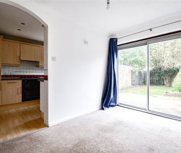 A well presented 3 bedroom chalet style house to rent in Sawston of... - Photo 1