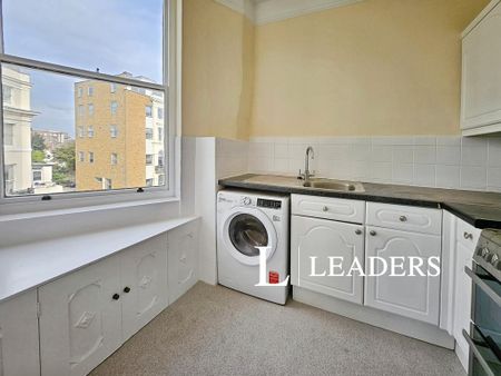 1 bedroom flat to rent - Photo 5
