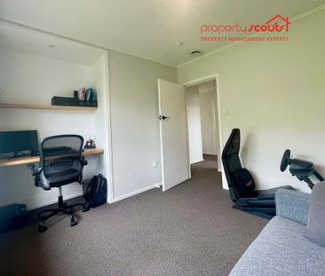 Beauty on Bayly - Photo 5