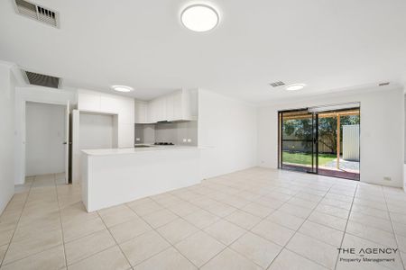 Freshly Updated Home Offering Comfort and Convenience in Orelia - Photo 3