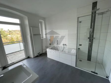 Erstbezug nach Sanierung! 4-Raum-Maisonettewohnung mit Balkon und Terrasse ins Grüne! - Photo 5