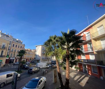 Location Appartement 4 pièces 81m² SETE 34200 - Photo 6