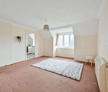 Cherry Gardens, Northolt, UB5 - Photo 1