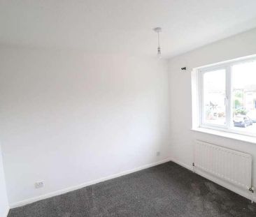 Redhouse Close, High Wycombe, HP11 - Photo 4