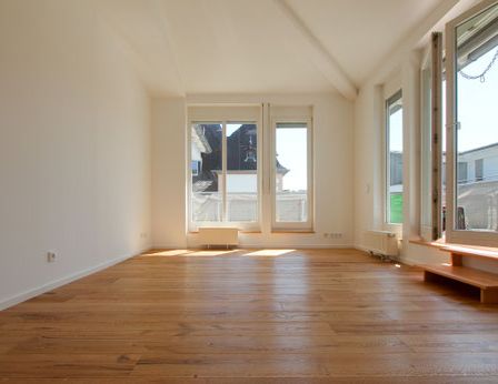 Moderne Penthouse-Wohnung mit zwei Dachterrassen in beliebter Wohnlage von Niederrad - Photo 1