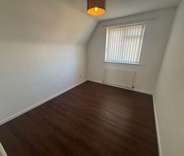 3 bedroom detached house to rent - Photo 4