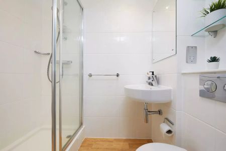 Gold Ensuite - Photo 5