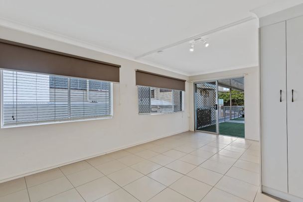Beachside Living in the Heart of Maroochydore - Photo 1
