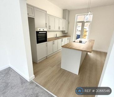 3 bedroom terraced house to rent - Photo 6