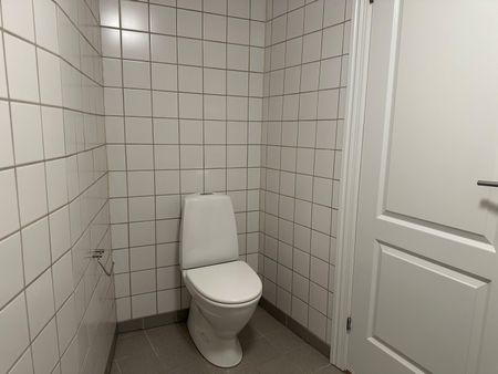 <b>Velholdt 2-værelses på 45 m2 med separat køkken og lyse rum</b><br> - Foto 3