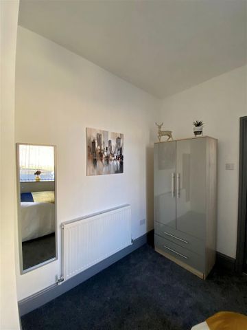 1 bed house share to rent in Woodbine Road, Burnley, BB12 - Photo 4