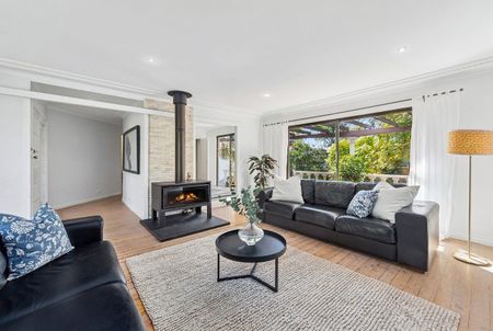 34 Magnolia Street, Kirrawee NSW 2232 - House For Rent | Domain - Photo 3