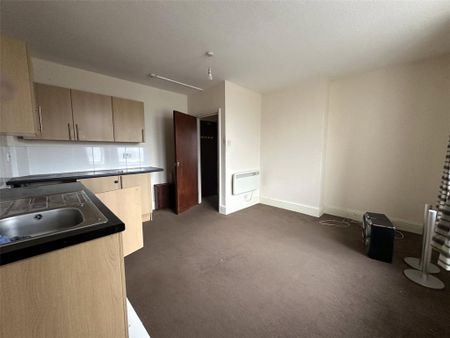 1 bedroom flat to rent - Photo 3