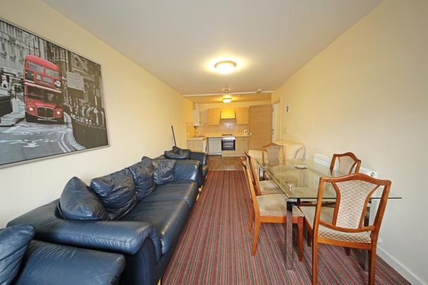 5 bedroom maisonette to rent - Photo 1