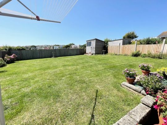 Effingham Close, Saltdean - Photo 1