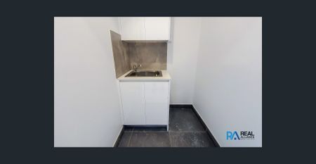 Experience luxury living in a beautifully maintained modern home. - Photo 5