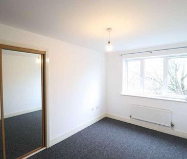 Clements Court, High Wycombe, HP13 - Photo 2