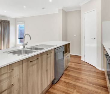 Modern Living - Photo 5