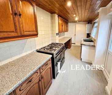 2 bedroom terraced house to rent - Photo 2