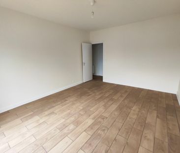 Location Appartement 2 pièces 49m² POITIERS 86000 - Photo 6
