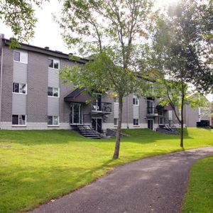 3 1/2 Québec - Sortie Laveuse-sécheuse - Photo 2