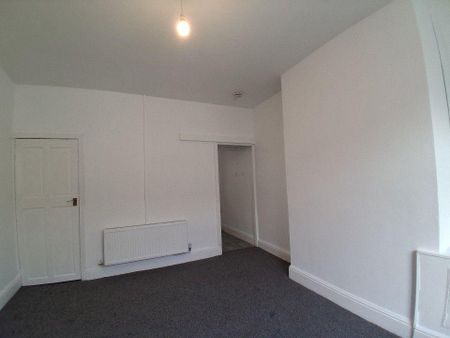2 bedroom terraced house to rent - Photo 3