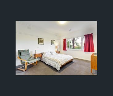 THE PERFECT FAMILY HOME - Photo 2