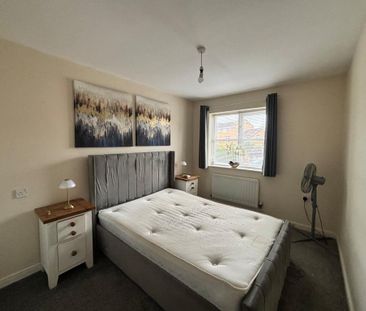 3 bedroom terraced house to rent - Photo 4