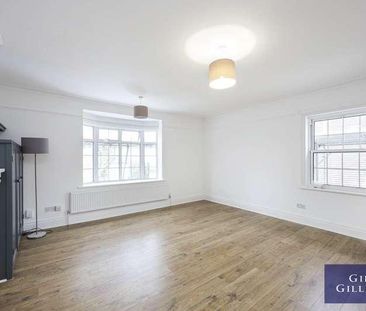 High View, Pinner, HA5 - Photo 2