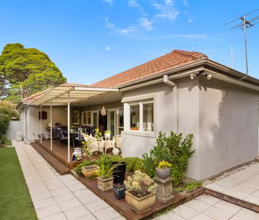 2a First Avenue, Willoughby East NSW 2068 - House For Rent | Domain - Photo 3