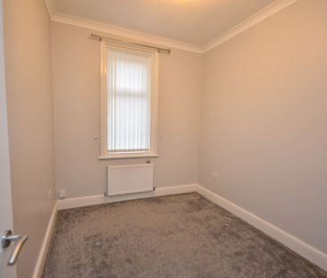 2 bed flat to rent in Gordon Road, South Shields, NE34 - Photo 3