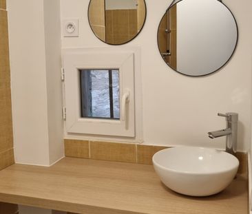 Location Appartement 2 pièces 32m² SOMMIERES 30250 - Photo 2