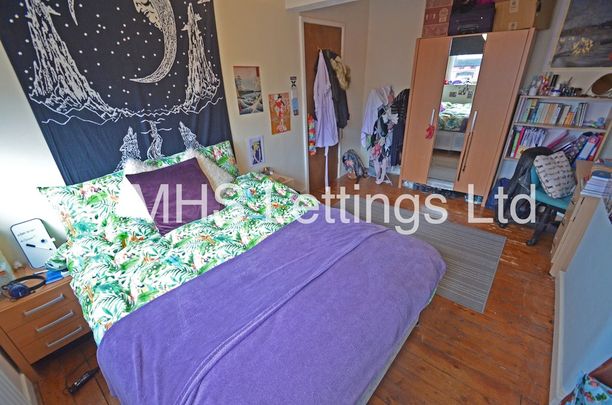 4 Bedroom Mid Terraced House for rent in Royal Park View - Photo 1