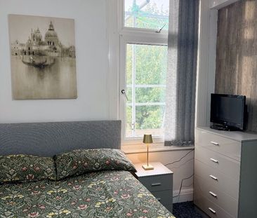 Room in a Shared House, Highfield Road, L9 - Photo 3