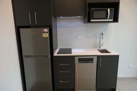 Te Aro Living - Utilities Included - Photo 3