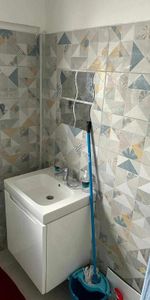 Fort de France - Appartement - F1 - Photo 3