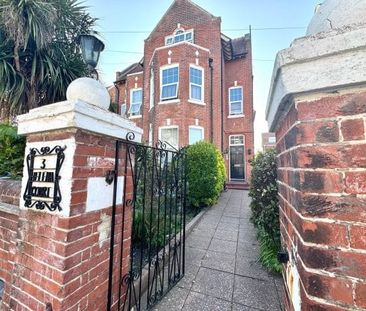 Helena Road, Southsea - Photo 2