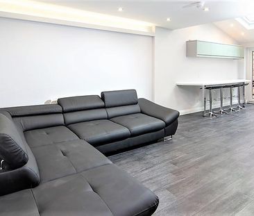 5 bedroom terraced house to rent - Photo 1